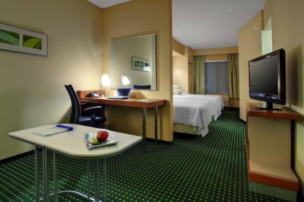 Springhill Suites By Marriott Baton Rouge North / Airport Exterior photo