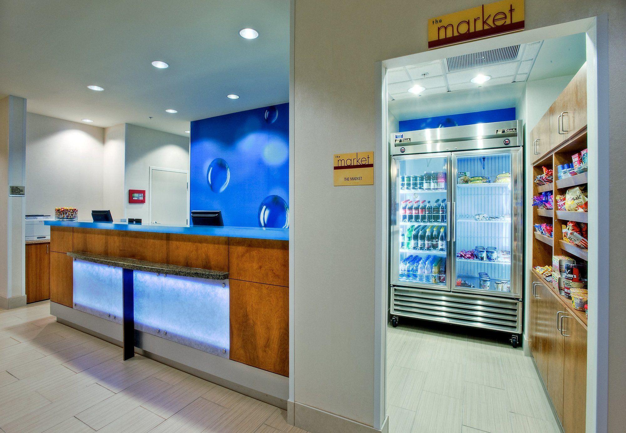 Springhill Suites By Marriott Baton Rouge North / Airport Exterior photo