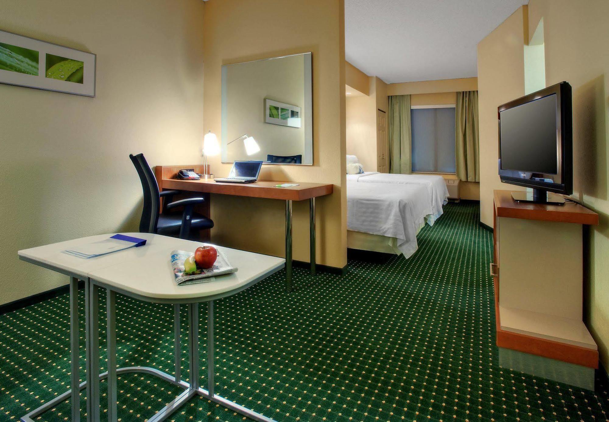 Springhill Suites By Marriott Baton Rouge North / Airport Exterior photo